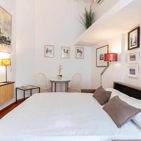 Apartamentos Rg Goyeneta Σεβίλλη Εξωτερικό φωτογραφία