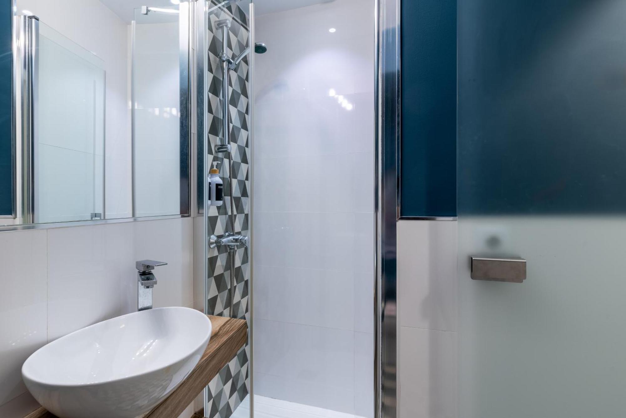 Apartamentos Rg Goyeneta Σεβίλλη Εξωτερικό φωτογραφία