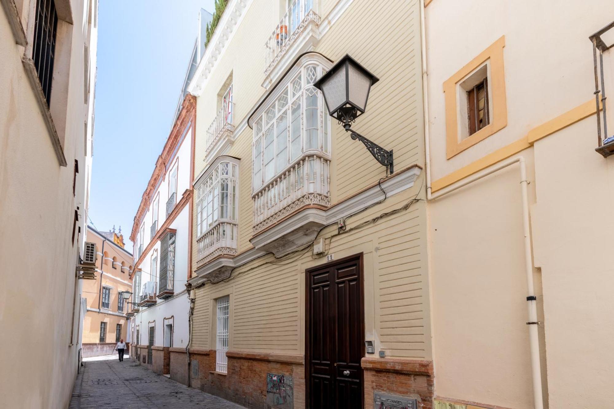 Apartamentos Rg Goyeneta Σεβίλλη Εξωτερικό φωτογραφία
