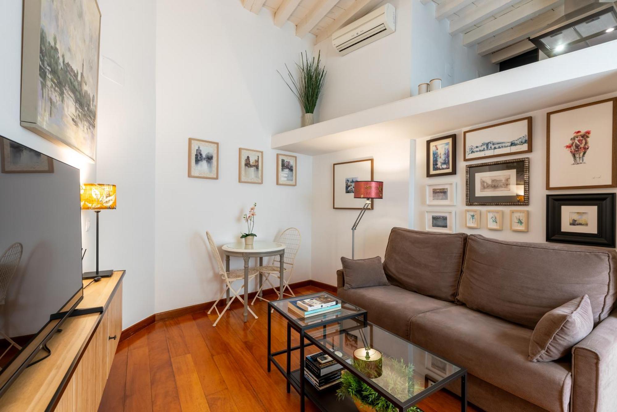 Apartamentos Rg Goyeneta Σεβίλλη Εξωτερικό φωτογραφία